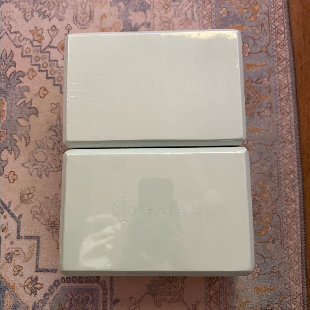 GAIAM Mint Yoga Blocks